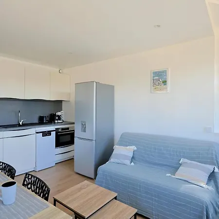 Equipe Vue Sur Port *