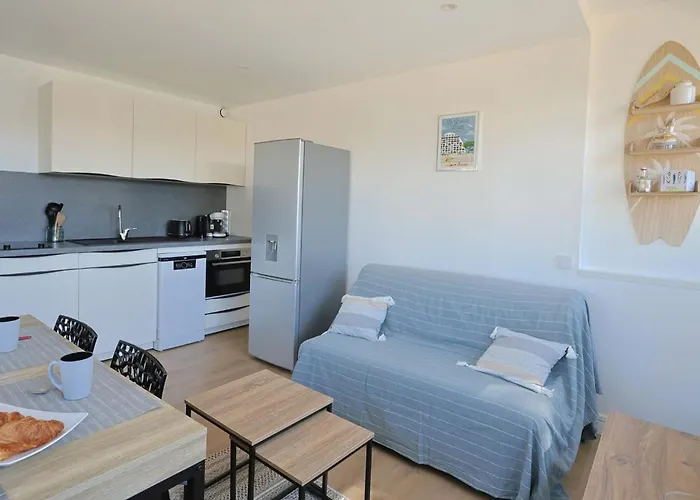 Equipe Vue Sur Port Apartment *